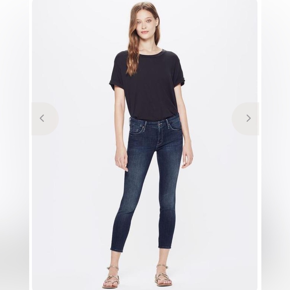 MOTHER denim the looker crop here kitty kitty dark wash jeans 25